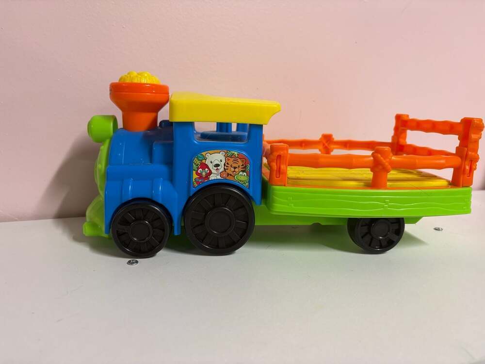 Fisher-Price Little People Choo-Choo Zoo Musical Safari Train Vehicle
